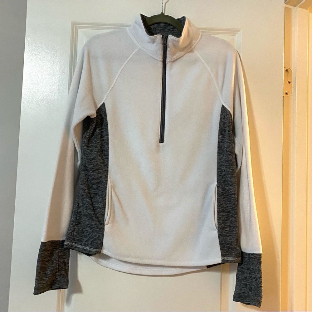 AMERICAN HERITAGE SO Juniors long sleeve pullover fleece. - Picture 2 of 6